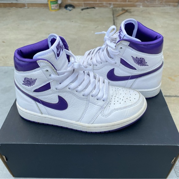 Size 6 - Air Jordan 1 OG High Court Purple Women - Picture 5 of 5